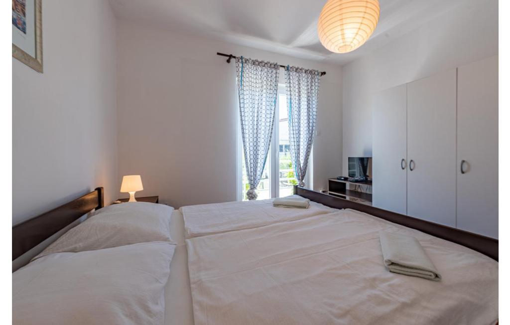 Apartment Neven Привлака Екстериор снимка